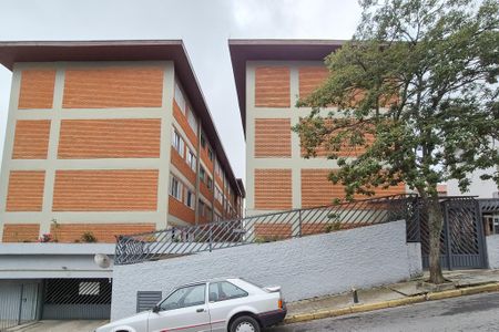 Apartamento à venda com 72m², 2 quartos e 1 vaga Apartamento à venda com 72m², 2 quartos e 1 vagaFachada e portaria