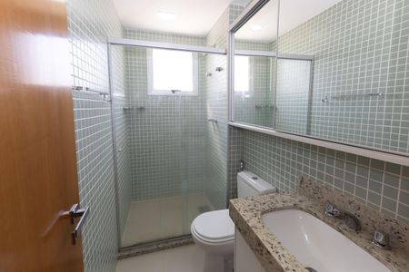 Apartamento à venda com 103m², 3 quartos e 3 vagasBanheiro 1