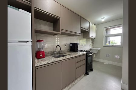 Cozinha  de kitnet/studio para alugar com 1 quarto, 42m² em Ribeirão da Ilha, Florianópolis