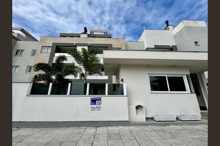 Studio para alugar com 42m², 1 quarto e 1 vagaFachada