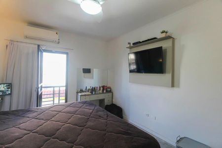 Suite de casa à venda com 3 quartos, 270m² em Vila Lucia, São Paulo