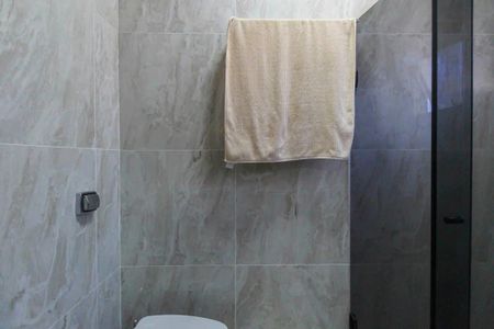 Casa à venda com 270m², 3 quartos e 4 vagas Casa à venda com 270m², 3 quartos e 4 vagasBanheiro