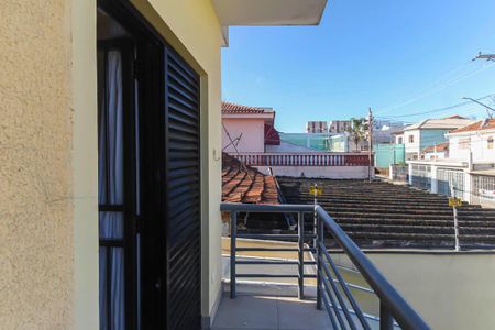 Casa à venda com 270m², 3 quartos e 4 vagas Casa à venda com 270m², 3 quartos e 4 vagasVaranda da Suite
