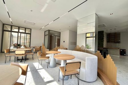 Apartamento para alugar com 30m², 1 quarto e sem vaga Apartamento para alugar com 30m², 1 quarto e sem vagaÁrea comum - Salão de festas