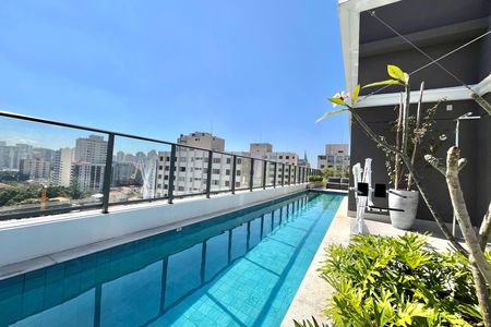 Apartamento para alugar com 30m², 1 quarto e sem vaga Apartamento para alugar com 30m², 1 quarto e sem vagaÁrea comum - Piscina
