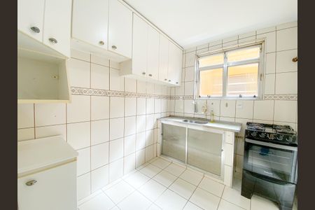 Apartamento à venda com 82m², 4 quartos e 2 vagasCozinha
