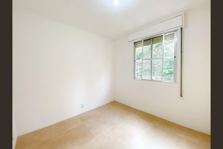 Apartamento à venda com 82m², 4 quartos e 2 vagasQuarto 4