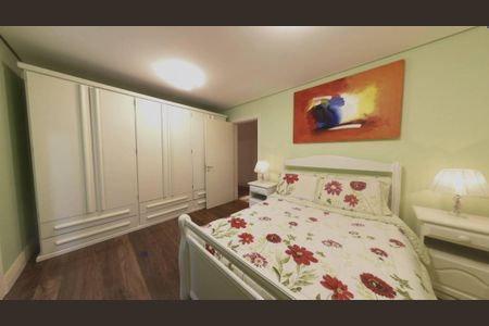 Casa para alugar com 800m², 4 quartos e 6 vagas Casa para alugar com 800m², 4 quartos e 6 vagasQuarto