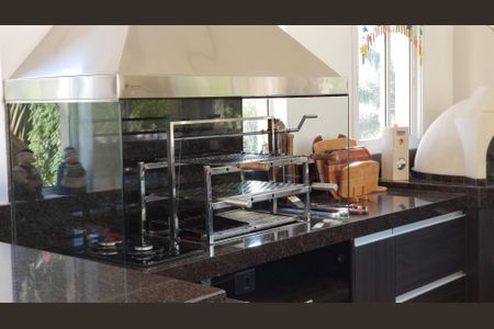 Casa para alugar com 800m², 4 quartos e 6 vagas Casa para alugar com 800m², 4 quartos e 6 vagasCozinha
