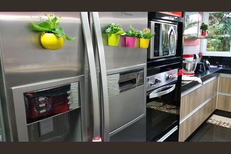 Casa para alugar com 800m², 4 quartos e 6 vagas Casa para alugar com 800m², 4 quartos e 6 vagasCozinha