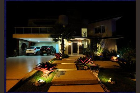 Casa para alugar com 800m², 4 quartos e 6 vagas Casa para alugar com 800m², 4 quartos e 6 vagasÁrea externa