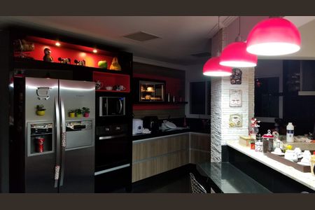 Casa para alugar com 800m², 4 quartos e 6 vagas Casa para alugar com 800m², 4 quartos e 6 vagasCozinha