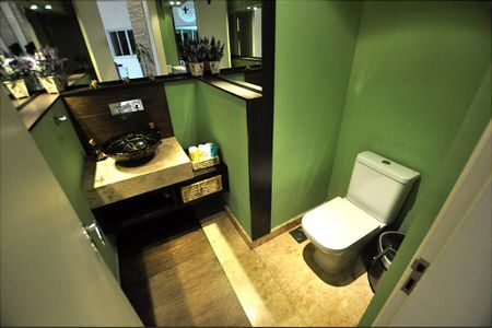 Casa para alugar com 800m², 4 quartos e 6 vagas Casa para alugar com 800m², 4 quartos e 6 vagasBanheiro