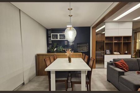 Sala de apartamento à venda com 4 quartos, 134m² em Vila Anastácio, São Paulo