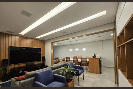 Sala de apartamento à venda com 4 quartos, 134m² em Vila Anastácio, São Paulo