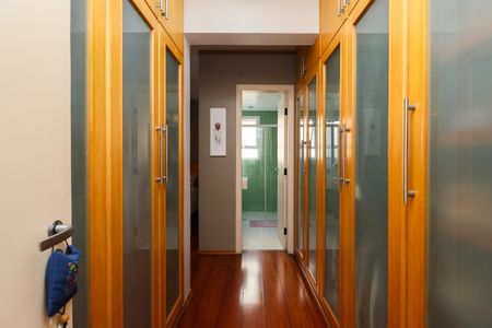 Apartamento à venda com 120m², 3 quartos e 2 vagas Apartamento à venda com 120m², 3 quartos e 2 vagasSuíte 1