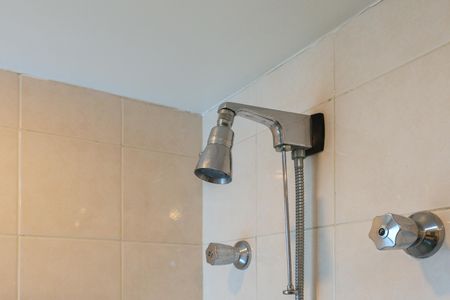Apartamento à venda com 120m², 3 quartos e 2 vagas Apartamento à venda com 120m², 3 quartos e 2 vagasBanheiro da Suíte 2