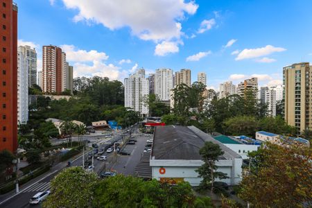 Apartamento à venda com 120m², 3 quartos e 2 vagas Apartamento à venda com 120m², 3 quartos e 2 vagasVista da Suíte 1