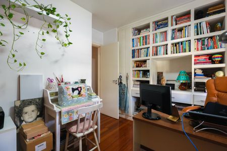 Apartamento à venda com 120m², 3 quartos e 2 vagas Apartamento à venda com 120m², 3 quartos e 2 vagasQuarto 3