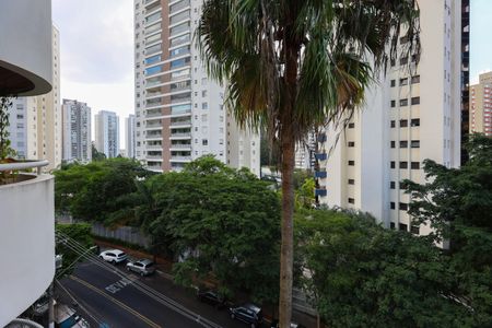 Apartamento à venda com 120m², 3 quartos e 2 vagas Apartamento à venda com 120m², 3 quartos e 2 vagasVista da Suíte 2