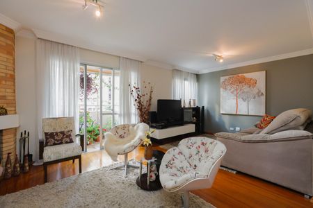 Apartamento à venda com 120m², 3 quartos e 2 vagas Apartamento à venda com 120m², 3 quartos e 2 vagasSala