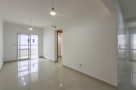 Sala de apartamento para alugar com 2 quartos, 70m² em Guilhermina, Praia Grande