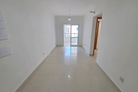 Sala de apartamento para alugar com 2 quartos, 70m² em Guilhermina, Praia Grande