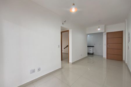 Apartamento para alugar com 70m², 2 quartos e 1 vagaSala