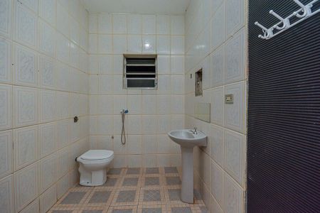 Casa à venda com 480m², 8 quartos e 8 vagasBanheiro