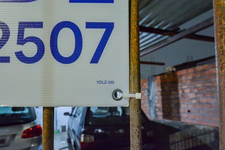 Casa à venda com 480m², 8 quartos e 8 vagasFachada