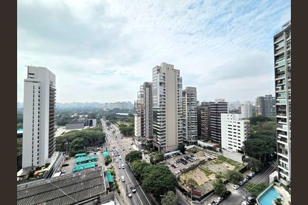 Vista de apartamento à venda com 4 quartos, 221m² em Indianópolis, São Paulo