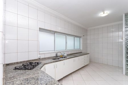Casa para alugar com 550m², 3 quartos e 8 vagasCozinha