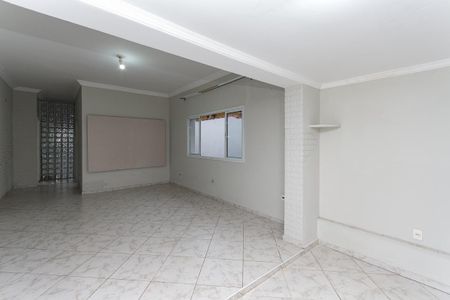 Casa para alugar com 550m², 3 quartos e 8 vagasSala
