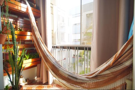 varanda do  Quarto  de apartamento à venda com 1 quarto, 47m² em Centro, São Leopoldo