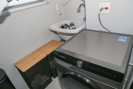 Apartamento para alugar com 76m², 2 quartos e 2 vagasCozinha e Área de Serviço