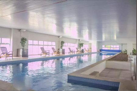 Apartamento para alugar com 76m², 2 quartos e 2 vagasÁrea comum - Piscina