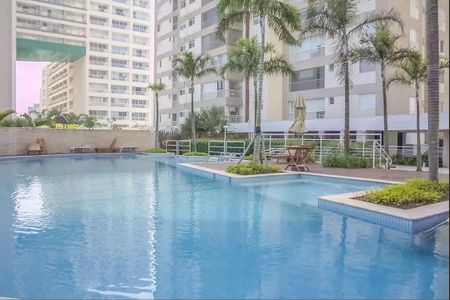 Apartamento para alugar com 76m², 2 quartos e 2 vagasÁrea comum - Piscina