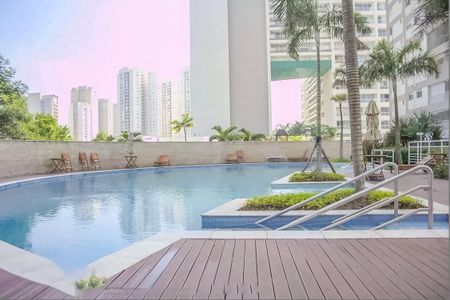 Apartamento para alugar com 76m², 2 quartos e 2 vagasÁrea comum - Piscina
