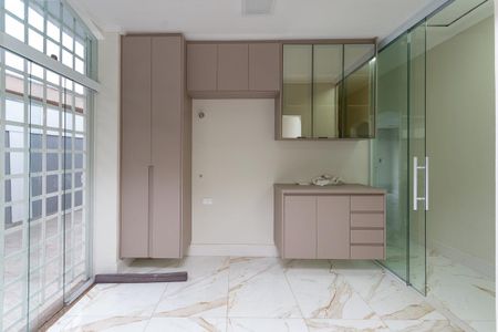 Casa para alugar com 650m², 4 quartos e 8 vagasCozinha Americana