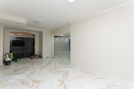 Casa para alugar com 650m², 4 quartos e 8 vagasSala de Jantar