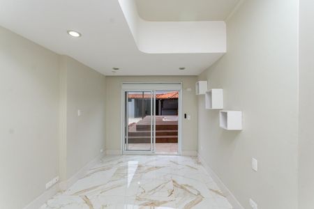 Casa para alugar com 650m², 4 quartos e 8 vagasQuarto 2 Suíte