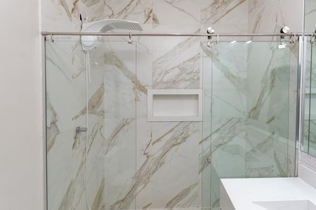 Casa para alugar com 650m², 4 quartos e 8 vagasBanheiro do quarto 1 Suíte