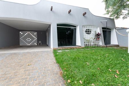 Casa para alugar com 650m², 4 quartos e 8 vagasFachada