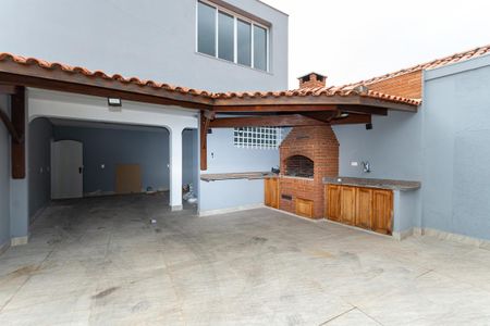 Casa para alugar com 650m², 4 quartos e 8 vagasChurrasqueira