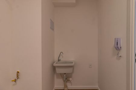 Apartamento para alugar com 35m², 2 quartos e sem vaga Apartamento para alugar com 35m², 2 quartos e sem vagaÁrea de Serviço