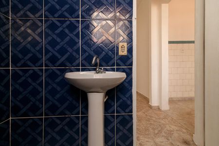 Casa para alugar com 50m², 2 quartos e sem vagaBanheiro
