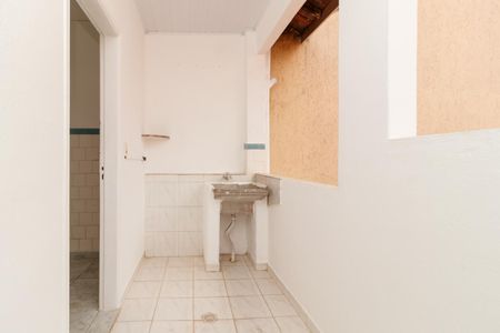 Casa para alugar com 50m², 2 quartos e sem vagaÁrea de Serviço