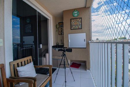 Apartamento para alugar com 71m², 3 quartos e 1 vagaSacada