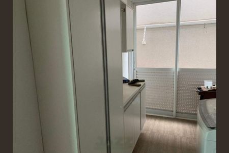 Casa de condomínio para alugar com 684m², 6 quartos e 4 vagas