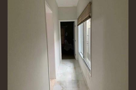 Casa de condomínio para alugar com 684m², 6 quartos e 4 vagas